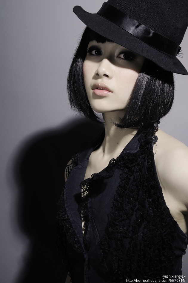 300元将个人<em>照片处理</em>为插画风格-<em>艺术</em>照<em>处理</em>-