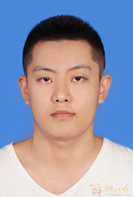 让这两张不同人的一寸<em>照片合成</em>一人 要逼真~ 