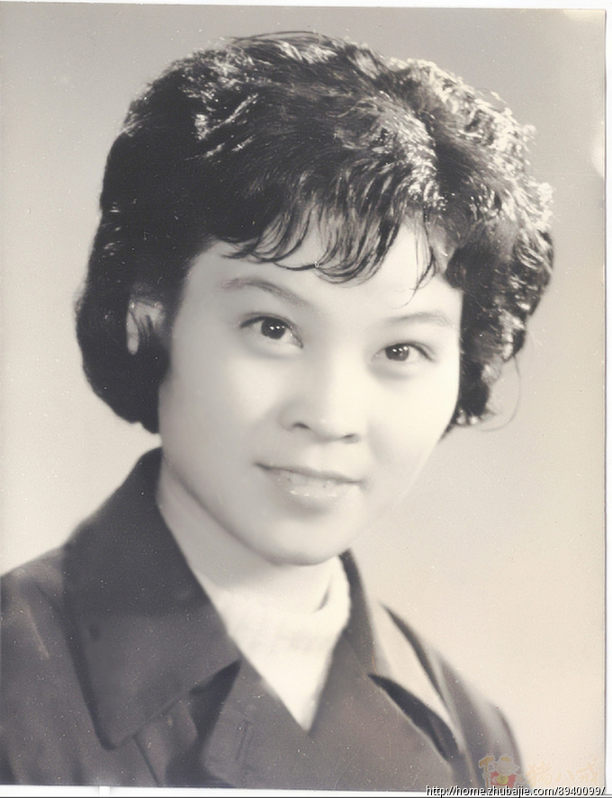 修复老<em>照片</em>01_淡淡<em>艾草</em>味_56137732_猪八戒