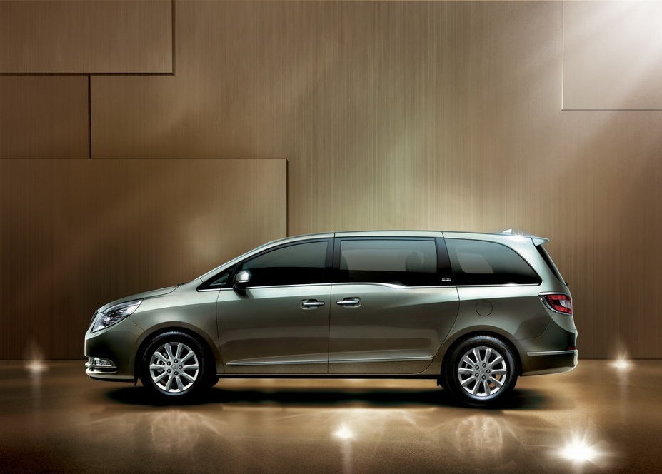 利宝尊客会贵宾车车身设计