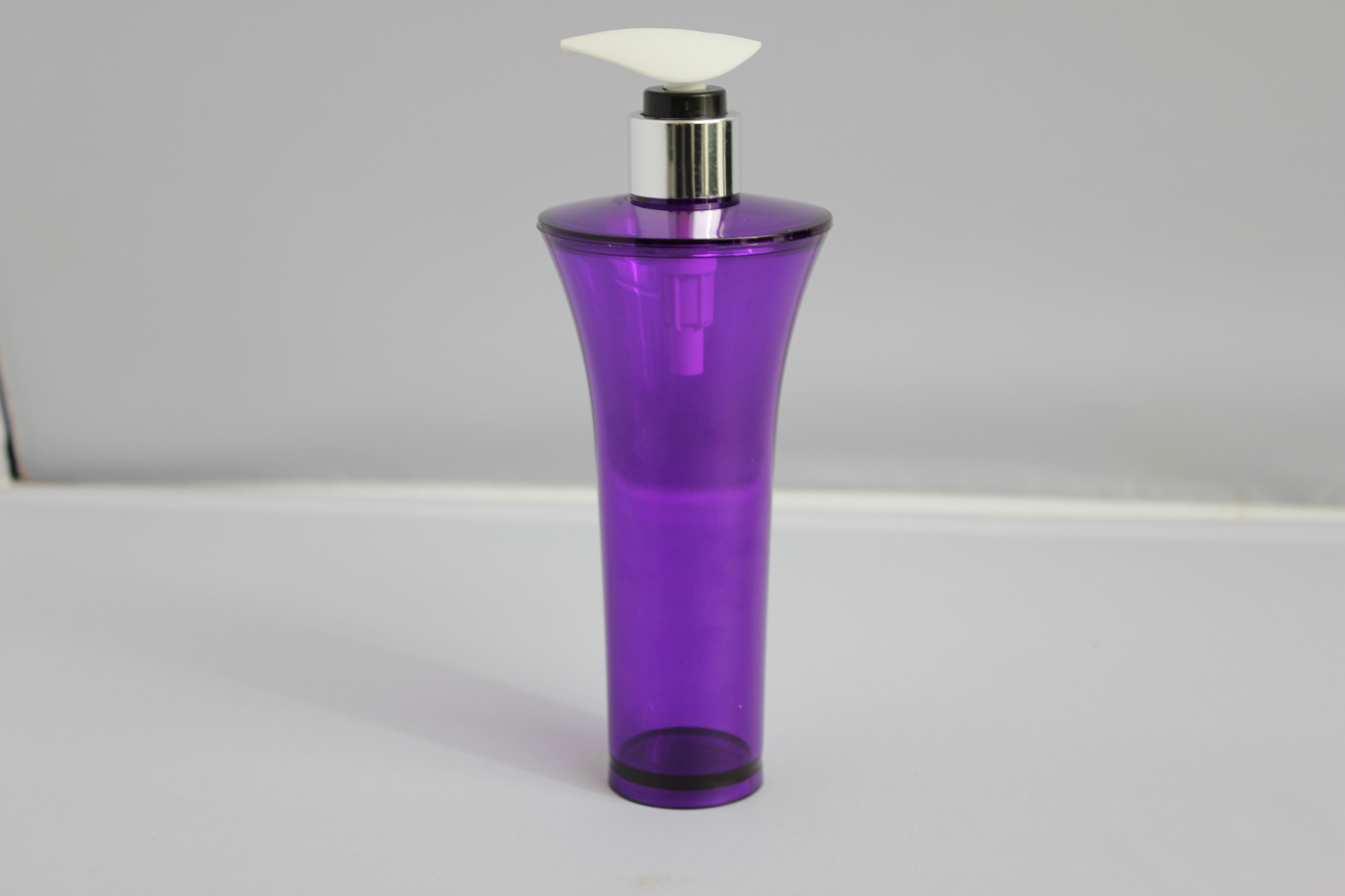 养美蜜蜜乳瓶身图案设计