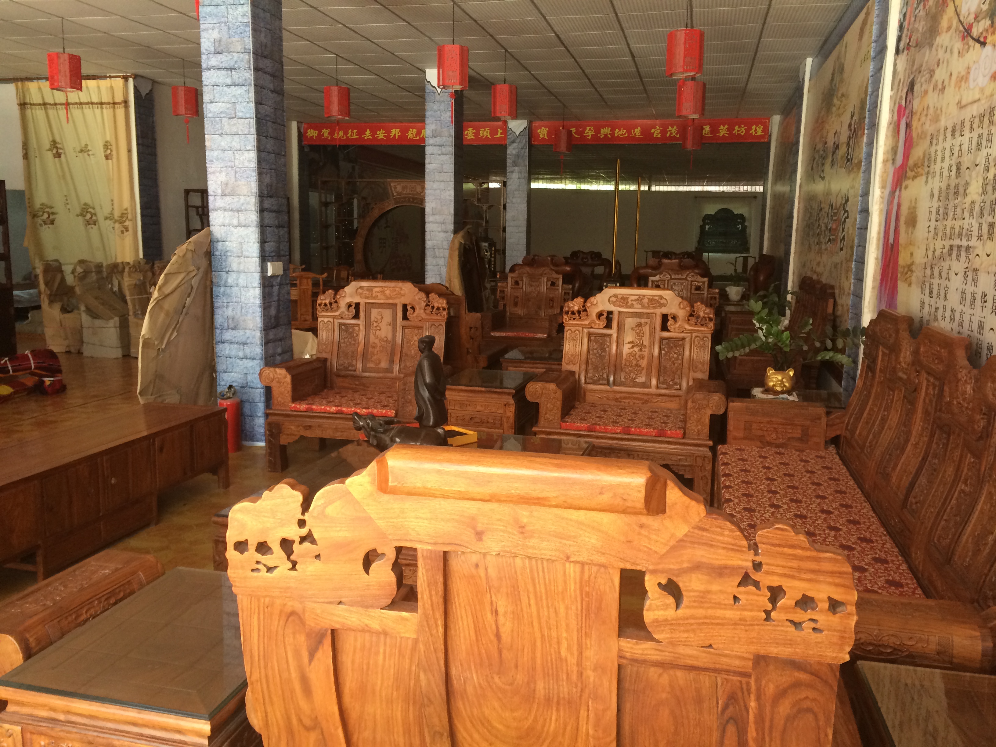 红木家具卖场室内设计与门面设计